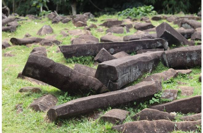 Crumpled stones of Gunung Padang