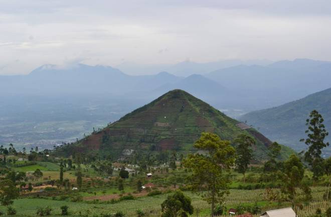 Pyramid Shape of Gunung Padang